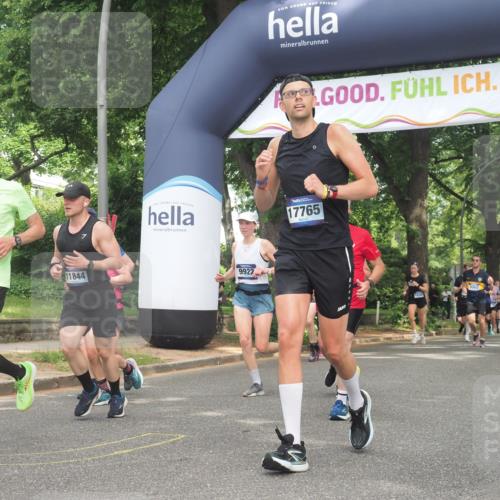 29.06.2025 - hella hamburg halbmarathon KatJ http://msf.ph/oto/8284805 29.06.2025 10:41:17 Zwischen KM18-KM19 1422, 1442, 2630, 4587, 6374, 6938, 8698 meine-sportfotos.de