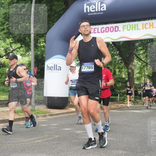 29.06.2025 - hella hamburg halbmarathon KatJ http://msf.ph/oto/8284825 29.06.2025 10:41:17 Zwischen KM18-KM19 1422, 1442, 2630, 4587, 6374, 6938, 8698 meine-sportfotos.de