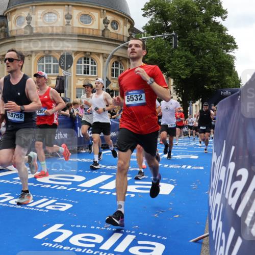 29.06.2025 - hella hamburg halbmarathon Strokosch-Dieckow http://msf.ph/oto/8284880 29.06.2025 10:47:31 Ziel 51, 1012, 1070, 1320, 1592, 1696, 2284, 2839, 2869, 2953, 3304, 5532, 5650, 5889, 6009, 8023, 8234, 8693, 8852, 8927, 9305, 10969, 11021, 12870, 13223, 13303, 14618, 14619, 15350, 15451, 15479, 15923, 16819, 17846, 17905, 18104, 18758, 18970, 18974, 19181 meine-sportfotos.de