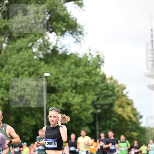 29.06.2025 - hella hamburg halbmarathon Dr. Thomas Lammeyer http://msf.ph/oto/8284957 29.06.2025 10:37:01 Kennedybrücke 1237, 1647, 1732, 1879, 2059, 2384, 2959, 3221, 3391, 3422, 3653, 3660, 3670, 3708, 3753, 4030, 4096, 4555, 5110, 5156, 5581, 6861, 7135, 7531, 7749, 7750, 8170, 8595, 8839, 9034, 9289, 9471, 9542, 9768, 9780, 9812, 10002, 10203, 10470, 10770, 11076 meine-sportfotos.de