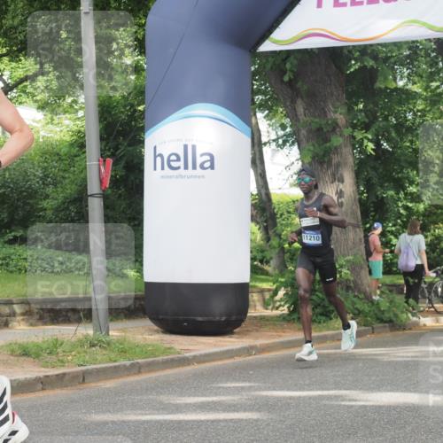 29.06.2025 - hella hamburg halbmarathon KatJ http://msf.ph/oto/8284972 29.06.2025 10:11:29 Zwischen KM18-KM19 12373, 6530 meine-sportfotos.de