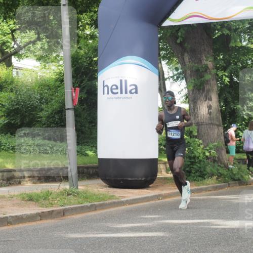 29.06.2025 - hella hamburg halbmarathon KatJ http://msf.ph/oto/8285054 29.06.2025 10:11:29 Zwischen KM18-KM19 12373, 6530 meine-sportfotos.de