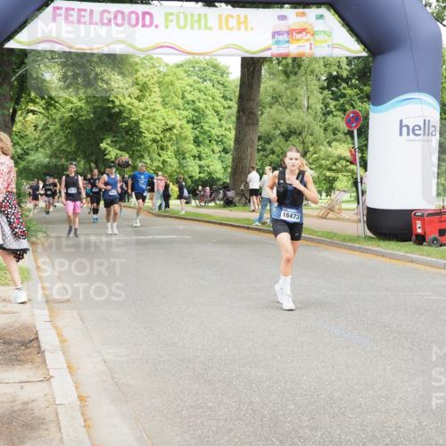 29.06.2025 - hella hamburg halbmarathon MichiJ http://msf.ph/oto/8285094 29.06.2025 10:58:44 Zwischen KM18-KM19 3939, 6742, 7302, 9657, 12417, 15048, 16473, 19248 meine-sportfotos.de