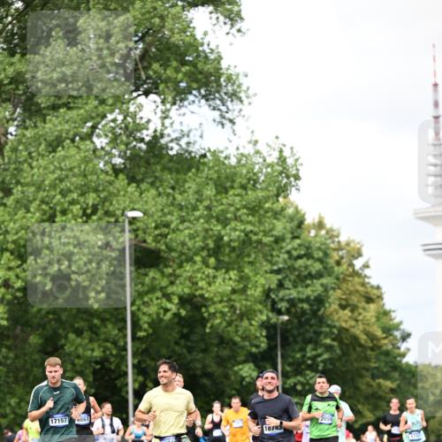 29.06.2025 - hella hamburg halbmarathon Dr. Thomas Lammeyer http://msf.ph/oto/8285105 29.06.2025 10:37:03 Kennedybrücke 1199, 1237, 1647, 1732, 1879, 2059, 2384, 2959, 3221, 3391, 3422, 3653, 3660, 3670, 3708, 3753, 4030, 4096, 4555, 5110, 5156, 5581, 6861, 7135, 7531, 7749, 7750, 8170, 8595, 8839, 9034, 9289, 9471, 9542, 9768, 9780, 9812, 10002, 10203, 10770, 11076 meine-sportfotos.de