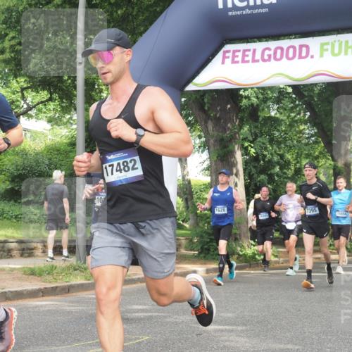 29.06.2025 - hella hamburg halbmarathon KatJ http://msf.ph/oto/8285119 29.06.2025 10:41:22 Zwischen KM18-KM19 2630, 4587, 6938, 7395, 8316, 8698 meine-sportfotos.de