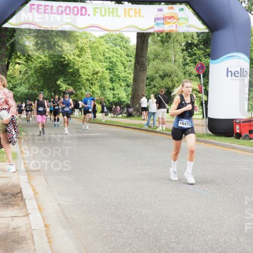 29.06.2025 - hella hamburg halbmarathon MichiJ http://msf.ph/oto/8285126 29.06.2025 10:58:44 Zwischen KM18-KM19 3939, 6742, 7302, 9657, 12417, 15048, 16473, 19248 meine-sportfotos.de