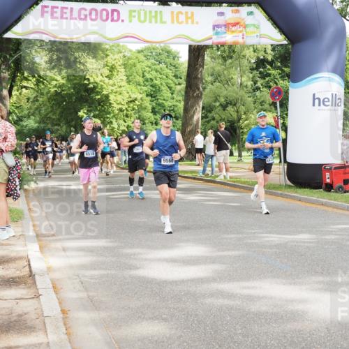29.06.2025 - hella hamburg halbmarathon MichiJ http://msf.ph/oto/8285143 29.06.2025 10:58:48 Zwischen KM18-KM19 9560, 16473, 18320 meine-sportfotos.de
