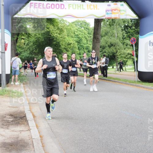 29.06.2025 - hella hamburg halbmarathon MichiJ http://msf.ph/oto/8285204 29.06.2025 10:32:48 Zwischen KM18-KM19 1057, 1391, 1902, 4691, 5648, 6575, 7710, 8218, 12159, 16316, 17912, 18539, 19116 meine-sportfotos.de