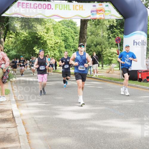 29.06.2025 - hella hamburg halbmarathon MichiJ http://msf.ph/oto/8285212 29.06.2025 10:58:49 Zwischen KM18-KM19 6518, 9560, 16473, 18320 meine-sportfotos.de