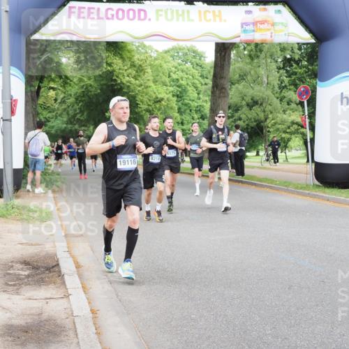 29.06.2025 - hella hamburg halbmarathon MichiJ http://msf.ph/oto/8285214 29.06.2025 10:32:48 Zwischen KM18-KM19 1057, 1391, 1902, 4691, 5648, 6575, 7710, 8218, 12159, 16316, 17912, 18539, 19116 meine-sportfotos.de