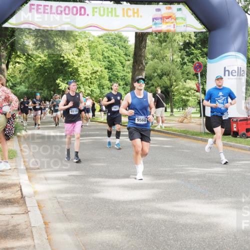 29.06.2025 - hella hamburg halbmarathon MichiJ http://msf.ph/oto/8285235 29.06.2025 10:58:49 Zwischen KM18-KM19 6518, 9560, 16473, 18320 meine-sportfotos.de