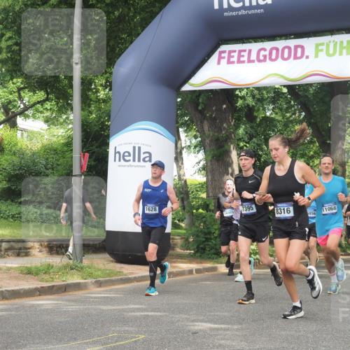 29.06.2025 - hella hamburg halbmarathon KatJ http://msf.ph/oto/8285293 29.06.2025 10:41:23 Zwischen KM18-KM19 1496, 1628, 2630, 6938, 7395, 8316, 8698 meine-sportfotos.de