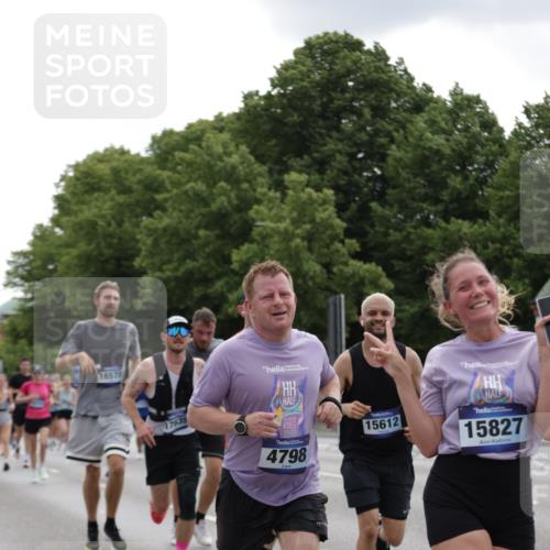 29.06.2025 - hella hamburg halbmarathon Jannik Wohlers http://msf.ph/oto/8285317 29.06.2025 10:35:34 Lombardsbrücke 1036, 1108, 1183, 1775, 1780, 2352, 2520, 2811, 2827, 2870, 3401, 3598, 3877, 3990, 4326, 4413, 4798, 6021, 6184, 6845, 7304, 8333, 8356, 8947, 9432, 9744, 10047, 10119, 10567, 11187, 11198, 11979, 12097, 12342, 12408, 12430, 12869, 13318, 13492, 13602, 14134, 14189, 14249, 14251, 14955, 15248, 15281, 15612, 15827, 15830, 15876, 16487, 16570, 16571, 17635, 18541, 18570, 18688 meine-sportfotos.de