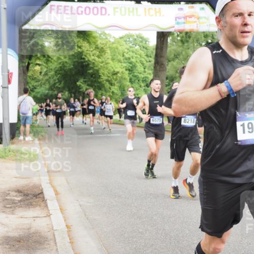 29.06.2025 - hella hamburg halbmarathon MichiJ http://msf.ph/oto/8285351 29.06.2025 10:32:50 Zwischen KM18-KM19 1057, 1391, 1902, 4691, 5648, 6575, 8218, 12154, 12159, 13996, 14351, 15334, 16316, 17912, 18539, 19116 meine-sportfotos.de