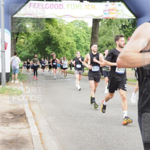 29.06.2025 - hella hamburg halbmarathon MichiJ http://msf.ph/oto/8285373 29.06.2025 10:32:50 Zwischen KM18-KM19 1057, 1391, 1902, 4691, 5648, 6575, 8218, 12154, 12159, 13996, 14351, 15334, 16316, 17912, 18539, 19116 meine-sportfotos.de