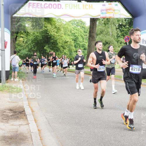 29.06.2025 - hella hamburg halbmarathon MichiJ http://msf.ph/oto/8285410 29.06.2025 10:32:50 Zwischen KM18-KM19 1057, 1391, 1902, 4691, 5648, 6575, 8218, 12154, 12159, 13996, 14351, 15334, 16316, 17912, 18539, 19116 meine-sportfotos.de