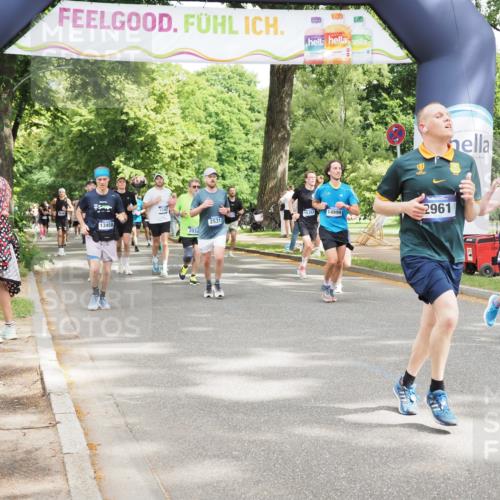 29.06.2025 - hella hamburg halbmarathon MichiJ http://msf.ph/oto/8285446 29.06.2025 10:58:54 Zwischen KM18-KM19 2032, 2531, 2961, 6518, 7941, 8274, 9560, 10443, 12467, 13458, 13951, 14999, 15352, 18320 meine-sportfotos.de