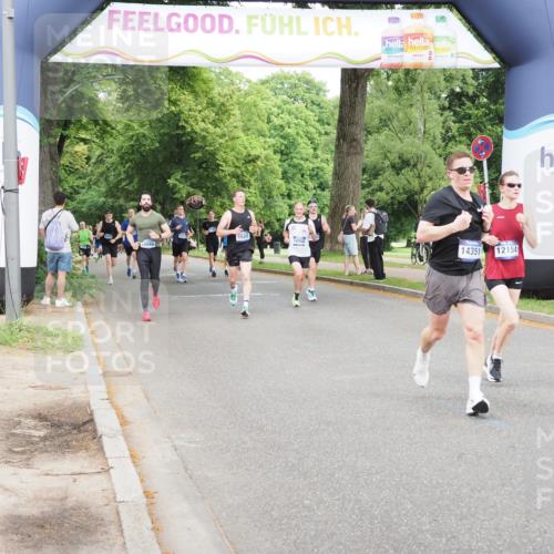 29.06.2025 - hella hamburg halbmarathon MichiJ http://msf.ph/oto/8285484 29.06.2025 10:32:52 Zwischen KM18-KM19 1391, 1520, 4691, 5648, 6575, 8218, 12154, 12159, 13996, 14351, 15334, 15666, 16316, 18539, 19116 meine-sportfotos.de