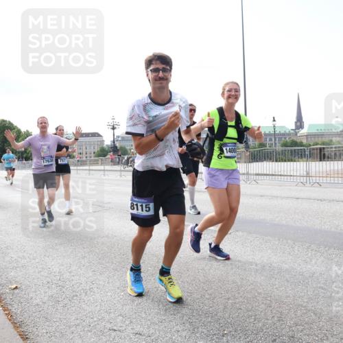 29.06.2025 - hella hamburg halbmarathon Lena Gebhardt http://msf.ph/oto/8285493 29.06.2025 10:11:45 Lombardsbrücke 1328, 1531, 1866, 1992, 3363, 3837, 4227, 5379, 5605, 7571, 8115, 8368, 8807, 8810, 9119, 9191, 9428, 10042, 10372, 10409, 10428, 11321, 11507, 11537, 11755, 11917, 12286, 12473, 13177, 13203, 13542, 13603, 13939, 13958, 14008, 14149, 14384, 15797, 15945, 16383, 17080, 17638, 17774, 17787, 17866, 18261, 18278, 18382, 18395, 19172 meine-sportfotos.de