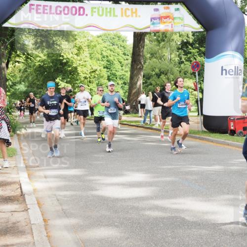 29.06.2025 - hella hamburg halbmarathon MichiJ http://msf.ph/oto/8285499 29.06.2025 10:58:54 Zwischen KM18-KM19 2032, 2531, 2961, 6518, 7941, 8274, 9560, 10443, 12467, 13458, 13951, 14999, 15352, 18320 meine-sportfotos.de