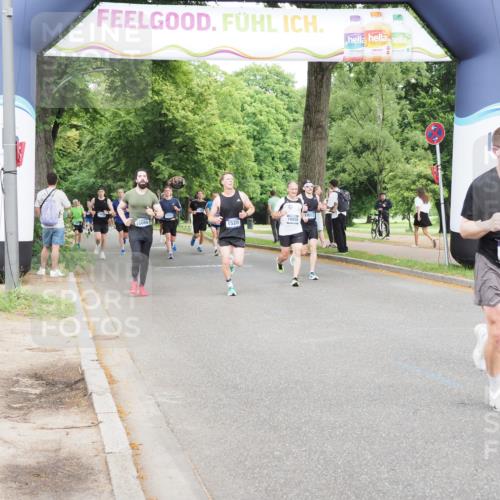 29.06.2025 - hella hamburg halbmarathon MichiJ http://msf.ph/oto/8285527 29.06.2025 10:32:52 Zwischen KM18-KM19 1391, 1520, 4691, 5648, 6575, 8218, 12154, 12159, 13996, 14351, 15334, 15666, 16316, 18539, 19116 meine-sportfotos.de