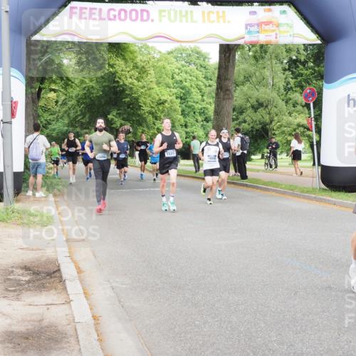 29.06.2025 - hella hamburg halbmarathon MichiJ http://msf.ph/oto/8285542 29.06.2025 10:32:52 Zwischen KM18-KM19 1391, 1520, 4691, 5648, 6575, 8218, 12154, 12159, 13996, 14351, 15334, 15666, 16316, 18539, 19116 meine-sportfotos.de