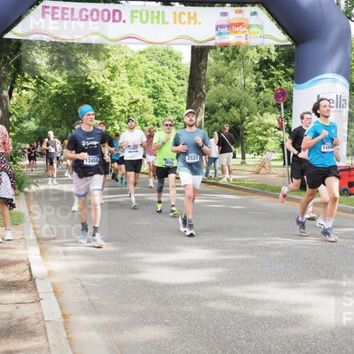 29.06.2025 - hella hamburg halbmarathon MichiJ http://msf.ph/oto/8285555 29.06.2025 10:58:55 Zwischen KM18-KM19 2032, 2531, 2961, 6518, 7941, 8274, 10443, 12467, 13458, 13951, 14999, 15352, 18320 meine-sportfotos.de