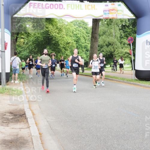 29.06.2025 - hella hamburg halbmarathon MichiJ http://msf.ph/oto/8285585 29.06.2025 10:32:53 Zwischen KM18-KM19 1520, 4691, 5648, 6575, 8218, 12154, 12159, 13996, 14351, 15334, 15666, 16316, 18513, 18539, 19116 meine-sportfotos.de