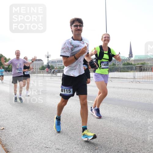 29.06.2025 - hella hamburg halbmarathon Lena Gebhardt http://msf.ph/oto/8285626 29.06.2025 10:11:45 Lombardsbrücke 1328, 1531, 1866, 1992, 3363, 3837, 4227, 5379, 5605, 7571, 8115, 8368, 8807, 8810, 9119, 9191, 9428, 10042, 10372, 10409, 10428, 11321, 11507, 11537, 11755, 11917, 12286, 12473, 13177, 13203, 13542, 13603, 13939, 13958, 14008, 14149, 14384, 15797, 15945, 16383, 17080, 17638, 17774, 17787, 17866, 18261, 18278, 18382, 18395, 19172 meine-sportfotos.de