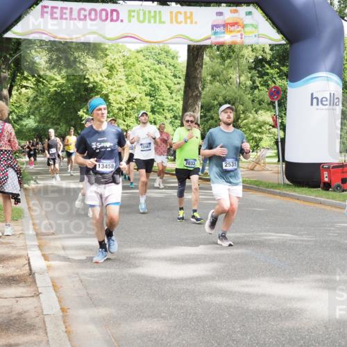 29.06.2025 - hella hamburg halbmarathon MichiJ http://msf.ph/oto/8285642 29.06.2025 10:58:55 Zwischen KM18-KM19 2032, 2531, 2961, 6518, 7941, 8274, 10443, 12467, 13458, 13951, 14999, 15352, 18320 meine-sportfotos.de