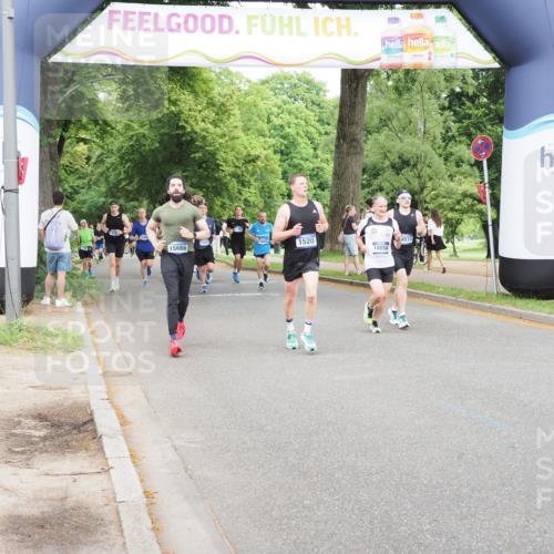 29.06.2025 - hella hamburg halbmarathon MichiJ http://msf.ph/oto/8285645 29.06.2025 10:32:53 Zwischen KM18-KM19 1520, 4691, 5648, 6575, 8218, 12154, 12159, 13996, 14351, 15334, 15666, 16316, 18513, 18539, 19116 meine-sportfotos.de