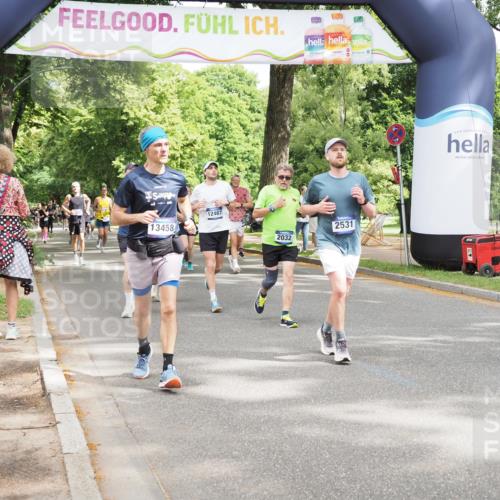 29.06.2025 - hella hamburg halbmarathon MichiJ http://msf.ph/oto/8285657 29.06.2025 10:58:55 Zwischen KM18-KM19 2032, 2531, 2961, 6518, 7941, 8274, 10443, 12467, 13458, 13951, 14999, 15352, 18320 meine-sportfotos.de