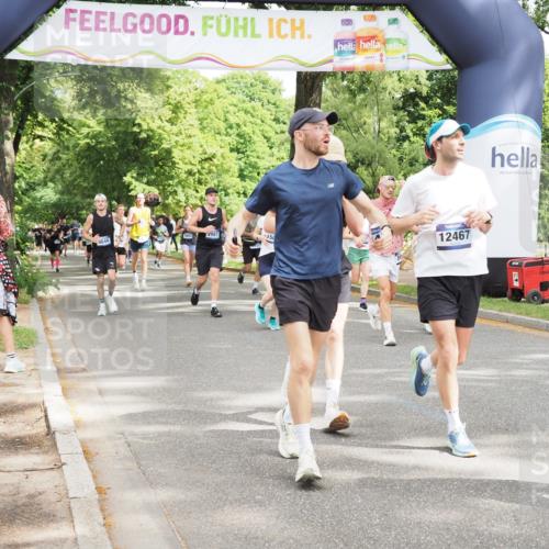 29.06.2025 - hella hamburg halbmarathon MichiJ http://msf.ph/oto/8285766 29.06.2025 10:58:58 Zwischen KM18-KM19 1379, 2032, 2531, 2961, 7941, 8274, 8673, 10442, 10443, 12467, 13212, 13458, 13951, 14999, 15051, 15352 meine-sportfotos.de