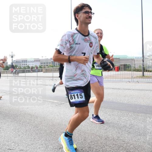 29.06.2025 - hella hamburg halbmarathon Lena Gebhardt http://msf.ph/oto/8285771 29.06.2025 10:11:46 Lombardsbrücke 1328, 1531, 1866, 1992, 3363, 3837, 4227, 5379, 5605, 7571, 8115, 8368, 8807, 8810, 9119, 9191, 9428, 10042, 10372, 10409, 10428, 11321, 11507, 11537, 11755, 11917, 12286, 12473, 13171, 13177, 13203, 13542, 13603, 13939, 13958, 14008, 14149, 14384, 15797, 15945, 16976, 17080, 17638, 17774, 17787, 17866, 18261, 18278, 18382, 18395, 19172 meine-sportfotos.de