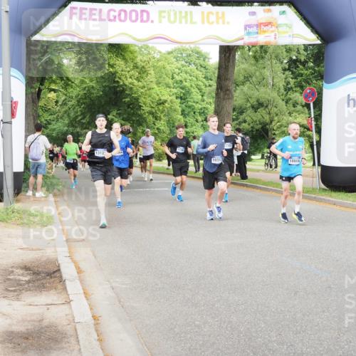 29.06.2025 - hella hamburg halbmarathon MichiJ http://msf.ph/oto/8285802 29.06.2025 10:32:56 Zwischen KM18-KM19 1520, 6575, 8218, 10064, 10313, 12154, 13123, 13996, 14351, 15334, 15666, 16316, 17381, 18513, 18806, 19116 meine-sportfotos.de