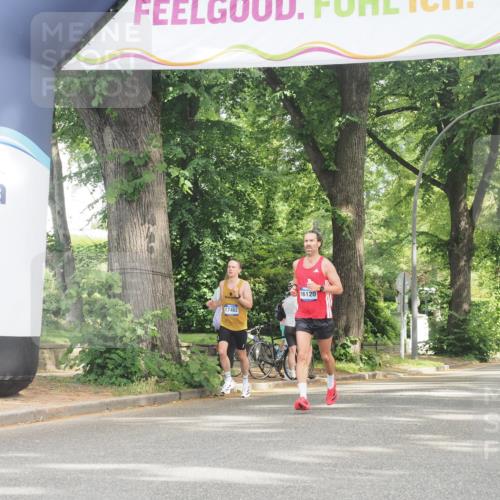 29.06.2025 - hella hamburg halbmarathon KatJ http://msf.ph/oto/8285854 29.06.2025 10:11:35 Zwischen KM18-KM19 6530 meine-sportfotos.de