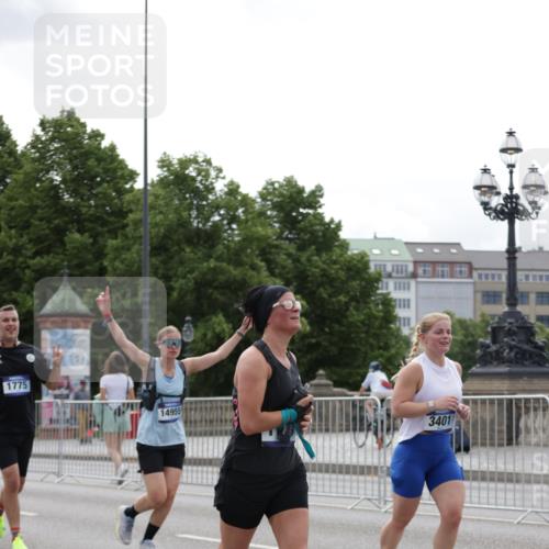 29.06.2025 - hella hamburg halbmarathon Jannik Wohlers http://msf.ph/oto/8285891 29.06.2025 10:35:39 Lombardsbrücke 1008, 1010, 1036, 1183, 1775, 1780, 2520, 2827, 2870, 3401, 3598, 3699, 3877, 3990, 4326, 4413, 4798, 5666, 6092, 6184, 6845, 6896, 7086, 7111, 7275, 8356, 8581, 8947, 9432, 9744, 10047, 10577, 11010, 11187, 11198, 11979, 12342, 12430, 12660, 12661, 13492, 13600, 13602, 13679, 14134, 14189, 14249, 14251, 14955, 15075, 15078, 15248, 15281, 15370, 15587, 15612, 15617, 15618, 15676, 15677, 15827, 15830, 15876, 16570, 16571, 17635, 18541 meine-sportfotos.de