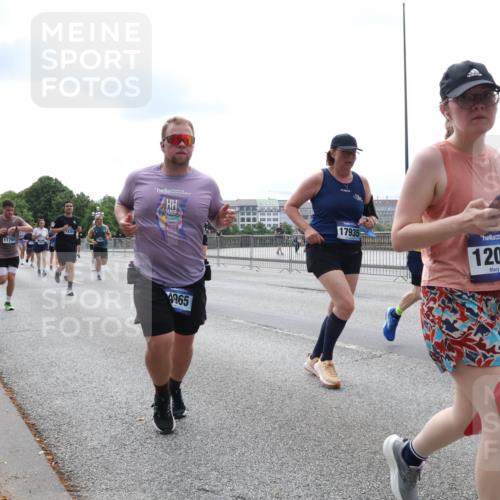 29.06.2025 - hella hamburg halbmarathon Lena Gebhardt http://msf.ph/oto/8286097 29.06.2025 10:35:36 Lombardsbrücke 18361, 11790, 20, 17935, 12019, 4965, 1108, 1336, 1717, 1730, 1786, 1821, 2001, 2198, 2352, 2376, 2425, 2751, 2787, 2811, 2827, 3243, 3598, 3828, 3958, 3990, 4333, 4564, 4703, 4704, 4902, 4965, 5027, 5147, 5240, 5531, 5793, 6021, 6029, 6189, 6365, 6381, 6471, 6746, 6845, 6859, 6867, 7267, 7304, 7382, 7927, 8249, 8296, 8333, 8567, 9342, 9470, 9803, 9806, 9819, 10393, 10531, 10565, 10652, 11233, 11320, 11359, 11565, 11838, 11839, 11886, 12026, 12062, 12326, 12408 meine-sportfotos.de