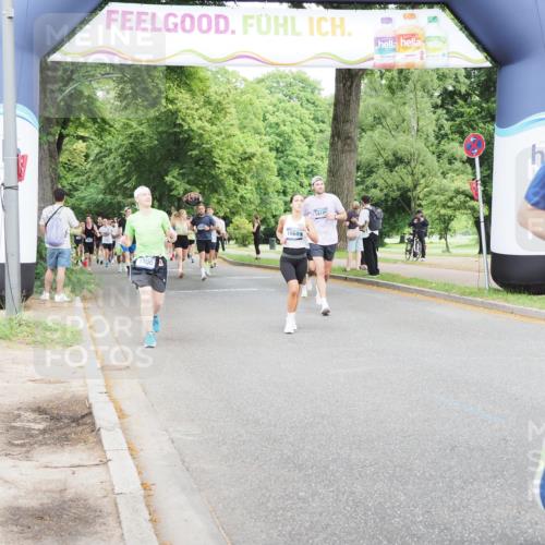29.06.2025 - hella hamburg halbmarathon MichiJ http://msf.ph/oto/8286106 29.06.2025 10:33:00 Zwischen KM18-KM19 1600, 10064, 10313, 13123, 15666, 17381, 17382, 18185, 18513, 18806 meine-sportfotos.de