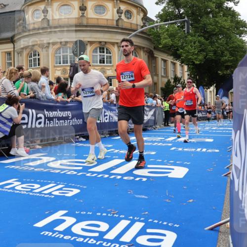 29.06.2025 - hella hamburg halbmarathon Strokosch-Dieckow http://msf.ph/oto/8286133 29.06.2025 10:48:04 Ziel 1086, 1914, 4324, 4528, 4601, 4711, 6377, 9544, 9626, 9638, 12685, 12706, 12724, 12747, 12808, 13570, 14192, 14814, 15590, 15973, 15981, 16094, 16149, 16269, 16766, 18206, 18922, 19198 meine-sportfotos.de