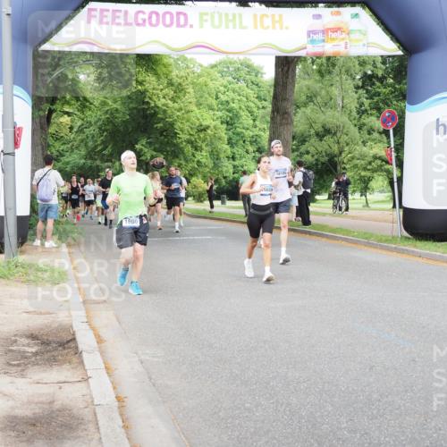 29.06.2025 - hella hamburg halbmarathon MichiJ http://msf.ph/oto/8286152 29.06.2025 10:33:00 Zwischen KM18-KM19 1600, 10064, 10313, 13123, 15666, 17381, 17382, 18185, 18513, 18806 meine-sportfotos.de