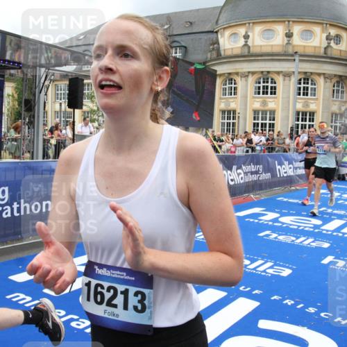 29.06.2025 - hella hamburg halbmarathon Michael Strokosch http://msf.ph/oto/8286291 29.06.2025 10:55:33 Ziel 1130, 2252, 2771, 4951, 5319, 6591, 6938, 8573, 11554, 12544, 12584, 13234, 13267, 14036, 14592, 16213, 16334, 16609, 17603 meine-sportfotos.de
