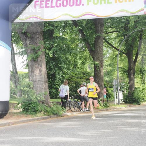 29.06.2025 - hella hamburg halbmarathon KatJ http://msf.ph/oto/8286423 29.06.2025 10:11:42 Zwischen KM18-KM19  meine-sportfotos.de
