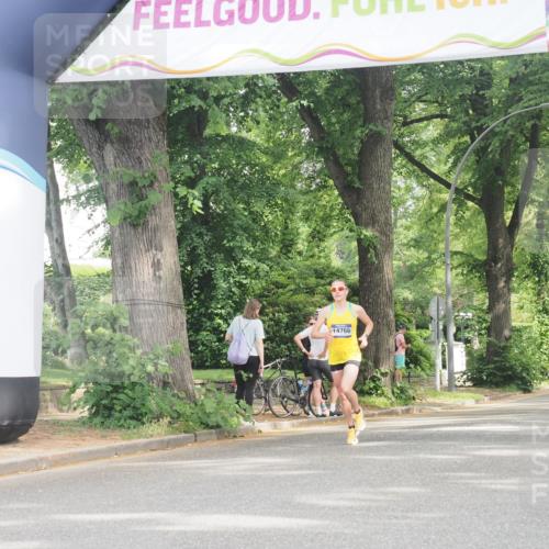 29.06.2025 - hella hamburg halbmarathon KatJ http://msf.ph/oto/8286470 29.06.2025 10:11:42 Zwischen KM18-KM19  meine-sportfotos.de