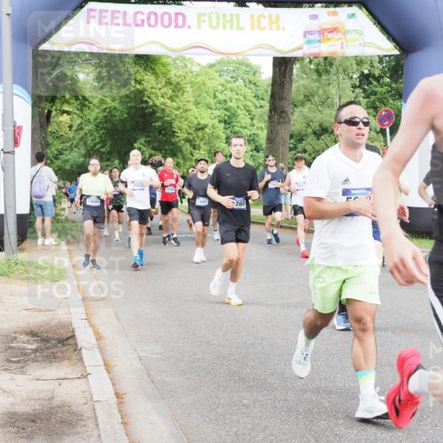 29.06.2025 - hella hamburg halbmarathon MichiJ http://msf.ph/oto/8286565 29.06.2025 10:33:08 Zwischen KM18-KM19 1171, 2970, 3056, 4915, 5623, 5884, 6266, 7325, 8928, 10596, 14686, 14687, 16506, 16689, 18055, 18185, 18631 meine-sportfotos.de