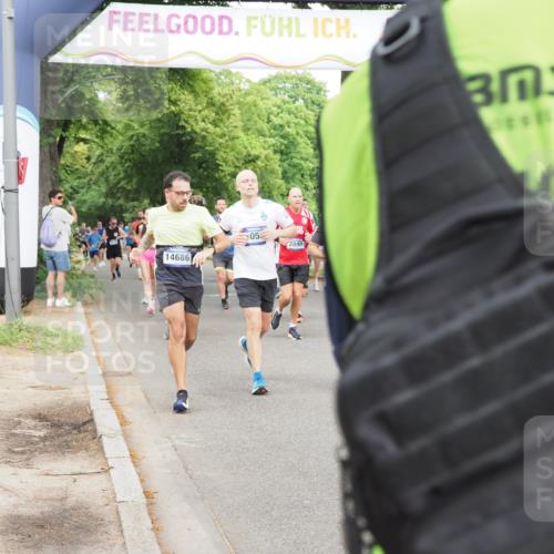 29.06.2025 - hella hamburg halbmarathon MichiJ http://msf.ph/oto/8286700 29.06.2025 10:33:10 Zwischen KM18-KM19 1171, 1413, 2890, 2970, 3056, 3917, 4915, 5623, 5884, 6266, 7325, 7843, 8928, 10596, 14464, 14686, 14687, 16506, 16685, 18055 meine-sportfotos.de