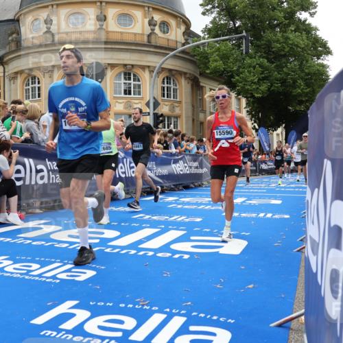 29.06.2025 - hella hamburg halbmarathon Strokosch-Dieckow http://msf.ph/oto/8286760 29.06.2025 10:48:13 Ziel 1914, 4711, 7367, 7599, 8916, 9544, 9626, 9770, 11211, 11467, 12685, 14192, 14797, 14814, 15590, 15629, 15735, 15973, 15981, 16094, 16269, 17982, 18963, 19127 meine-sportfotos.de