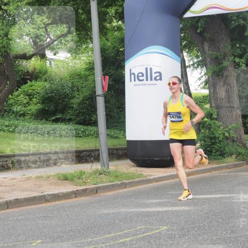 29.06.2025 - hella hamburg halbmarathon KatJ http://msf.ph/oto/8286786 29.06.2025 10:11:43 Zwischen KM18-KM19  meine-sportfotos.de