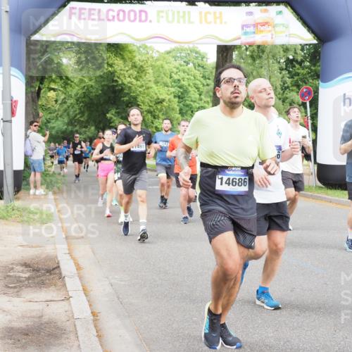 29.06.2025 - hella hamburg halbmarathon MichiJ http://msf.ph/oto/8286974 29.06.2025 10:33:11 Zwischen KM18-KM19 1171, 1413, 2890, 2970, 3056, 3917, 4915, 5623, 5884, 6266, 7325, 7843, 8928, 10596, 11491, 14464, 14686, 14687, 15760, 16506, 16685, 18055, 18407, 18718 meine-sportfotos.de