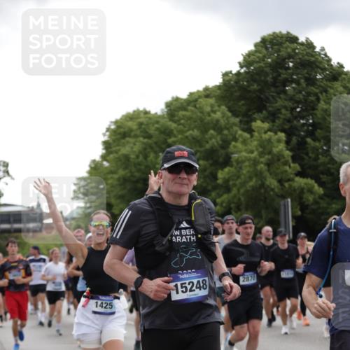 29.06.2025 - hella hamburg halbmarathon Jannik Wohlers http://msf.ph/oto/8286975 29.06.2025 10:35:43 Lombardsbrücke 1008, 1010, 1036, 1183, 1775, 1780, 1835, 2520, 2870, 3401, 3699, 3741, 3877, 4245, 4326, 4413, 4798, 4937, 5666, 6092, 6093, 6184, 6417, 6896, 7086, 7111, 7140, 7275, 7575, 7576, 8356, 8581, 8947, 9978, 10047, 10577, 11010, 11187, 11198, 11979, 12342, 12660, 12661, 13422, 13492, 13600, 13602, 13679, 14134, 14189, 14249, 14251, 14955, 15075, 15078, 15248, 15281, 15370, 15587, 15612, 15617, 15618, 15676, 15677, 15827, 15830, 15876, 16570, 16571, 17635 meine-sportfotos.de